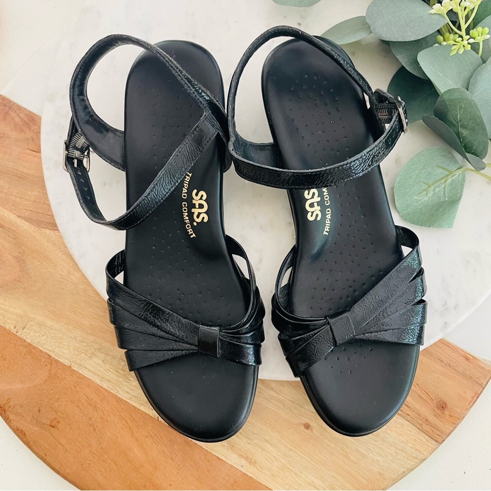 SAS Black Sandals Minimalist Design with Ankle Strap - Picture 2 of 7